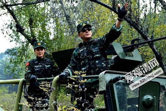 反恐特战队石雨喜欢厉剑锋吗? 石雨厉剑锋什么
