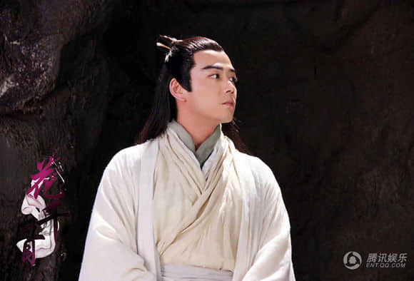 花千骨中杨烁饰演的檀梵上仙和夏紫熏在一起了吗？