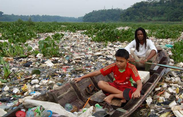 世界上最脏的河流：垃圾成堆，恶臭不堪，但3500万人靠它生活