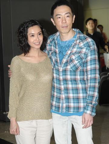 最美紫霞仙子，年轻时众多追求者，为何偏要选黄贯中.jpg