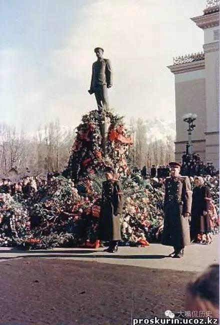 1953年斯大林暴毙后的苏联社会