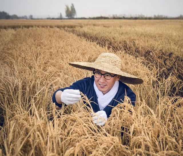 他曾是经典影视剧的主角，“未来视帝”如今却只成了表情包