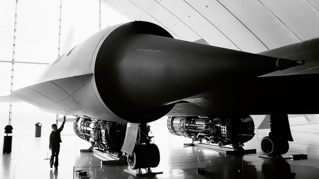 两万米高空的间谍之王：专业偷拍25年毫发无伤