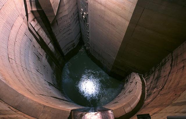 日本未曾对外公开的“地下神庙”  堪比科幻电影场景！