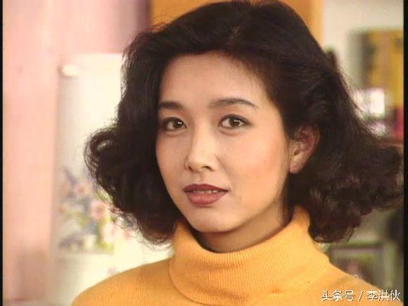 90年代的女神江珊近照，女人还是胖点才美丽不显老。