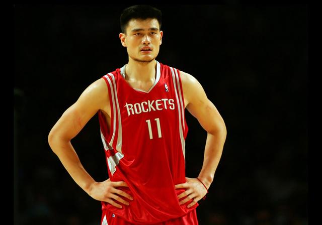 中国球迷最喜爱的十大NBA球星：科比跌至第三，詹皇远超库里