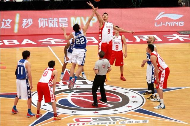 球员薪资、球馆上NBA完爆CBA，但CBA啦啦队姑娘赢了