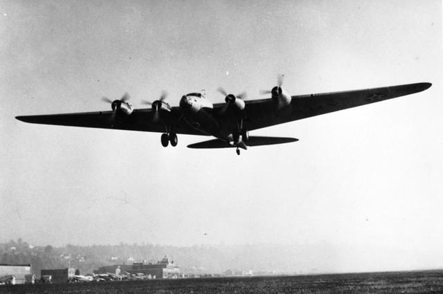 美利坚的空中巨无霸：XB-15重轰受苏联刺激研制