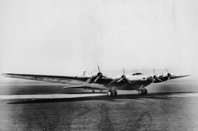 美利坚的空中巨无霸：XB-15重轰受苏联刺激研制