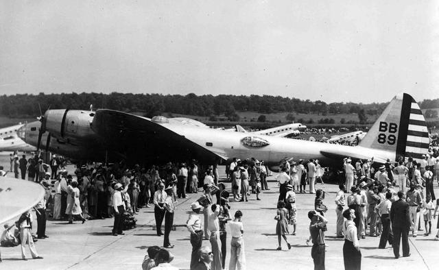 美利坚的空中巨无霸：XB-15重轰受苏联刺激研制
