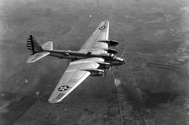 美利坚的空中巨无霸：XB-15重轰受苏联刺激研制