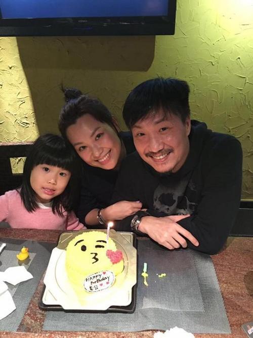 郑中基用一首歌承认绯闻，最终与女友结婚理由好简单