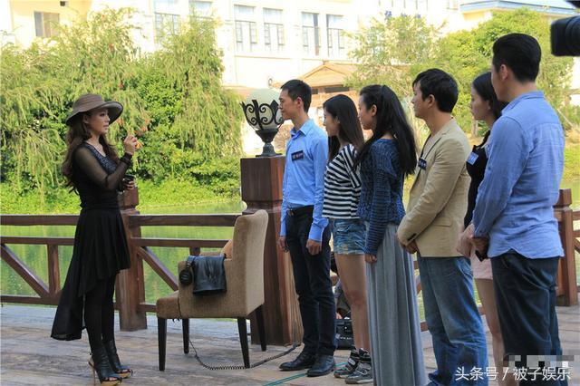 那些被大家吐槽太胖的女星，跟路人合影时才发现她们其实很瘦！