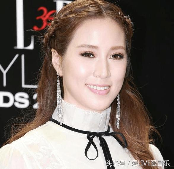 同样是豪门阔太，46岁黎姿和35岁徐子淇同框，气质差距却这么大！