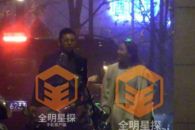 胡海泉壁咚全套撩妹技能，陈小春最终还爱应采儿吗？