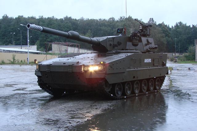 波兰新战车计划雄心勃勃，因军方好高骛远而被抛弃