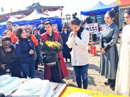 马思纯生日，欧豪发微博为其庆生，配图暴露爱的秘密