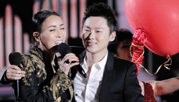 五年前《中国好声音》夺冠后隐退，梁博挑战《歌手》震撼全场