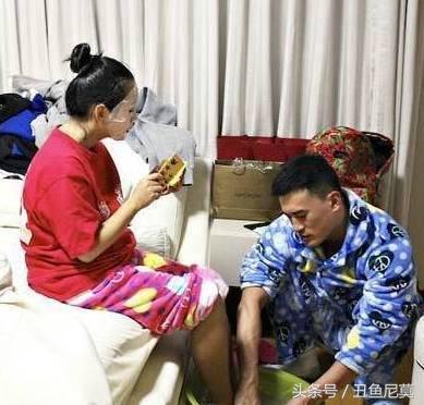 何洁被证实已离婚，两孩子归何洁，龚琳娜：走出婚姻很勇敢