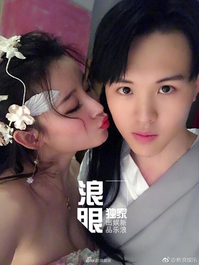 “好声音”张玮宣布结婚：父母不认可选择隐婚，首支多人组合出道