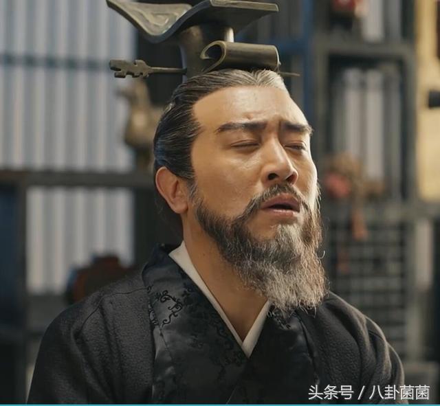 《军师联盟》荀彧告别曹操时一席话太感人了，王劲松演技爆表，动情处嘴唇都在颤抖