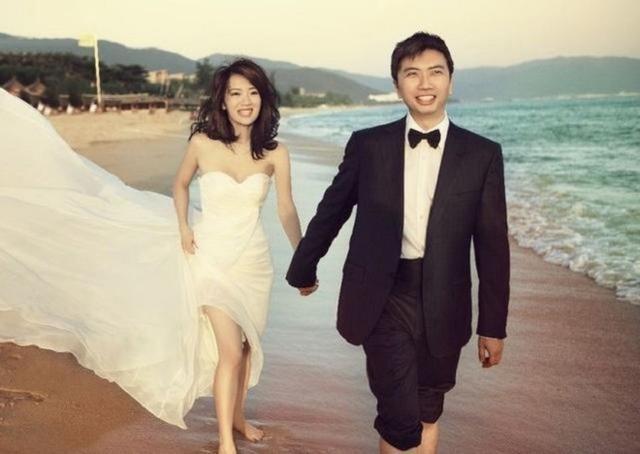 李念微博发文十分伤感，疑似婚变，网友愿其像罗子君般逆袭！