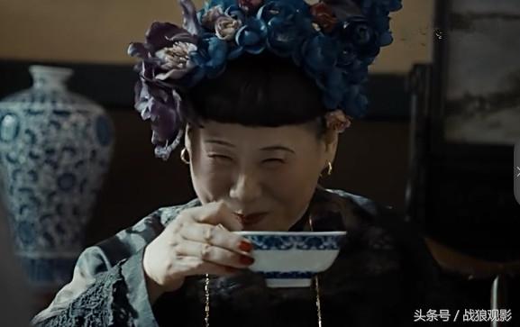 《河神》快看：顾影戏逗河神，肖小姐露大腿了！老神婆的戏才精彩