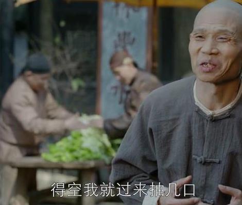 《那年花开》不幸不争的这个小人物，周莹多次受他启发做决定