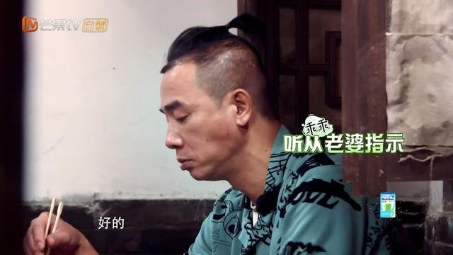 爸爸去哪儿第二站陈小春对儿子态度180度大转弯，连导演都懵圈了