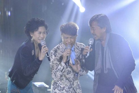 扒扒《我是歌手》大抢竞演歌手风头的10位帮帮唱嘉宾