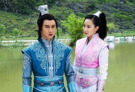 《蜀山战纪2》白衣女子真实身份是她？那蒙面男子又是谁？