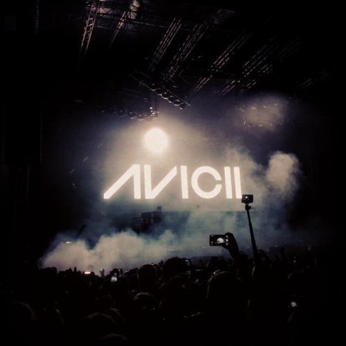 世界著名DJ艾维奇(Avicii)逝世，一路走好RIP，愿天堂没有伤痛