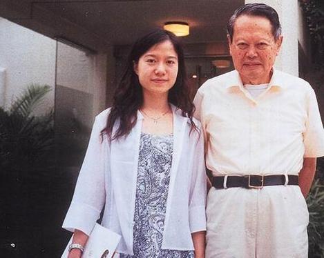 翁帆父亲评价28岁女儿和96岁女婿杨振宁的婚姻：很理解女儿