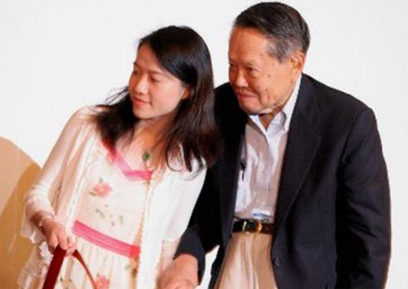 翁帆父亲评价28岁女儿和96岁女婿杨振宁的婚姻：很理解女儿