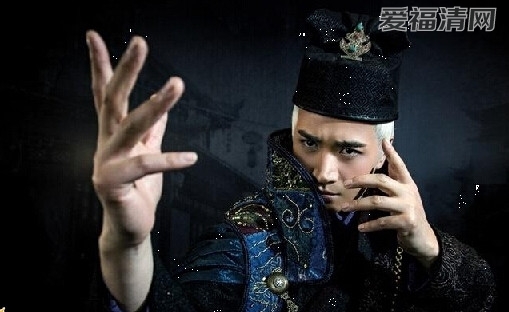 少年四大名捕安世耿盗走玉玺的目的是什么