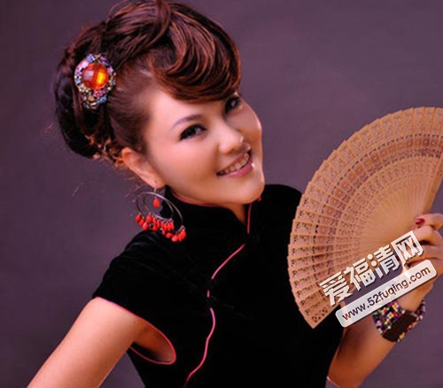 乌兰图雅整容了吗与乌兰托娅是什么关系?乌兰